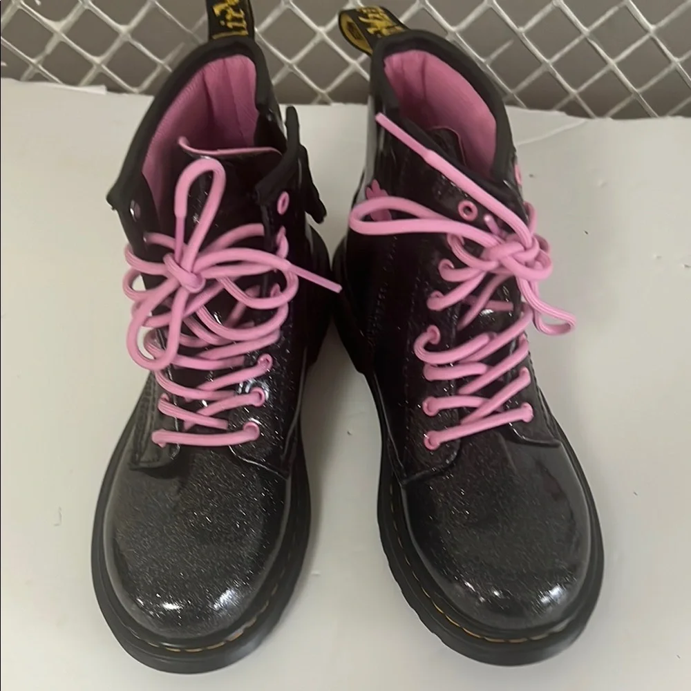 DR. MARTENS 1460 KIDS GLITTER & FLOWER APPLIQUÉ LACE‎ UP BOOTS SIZE US2